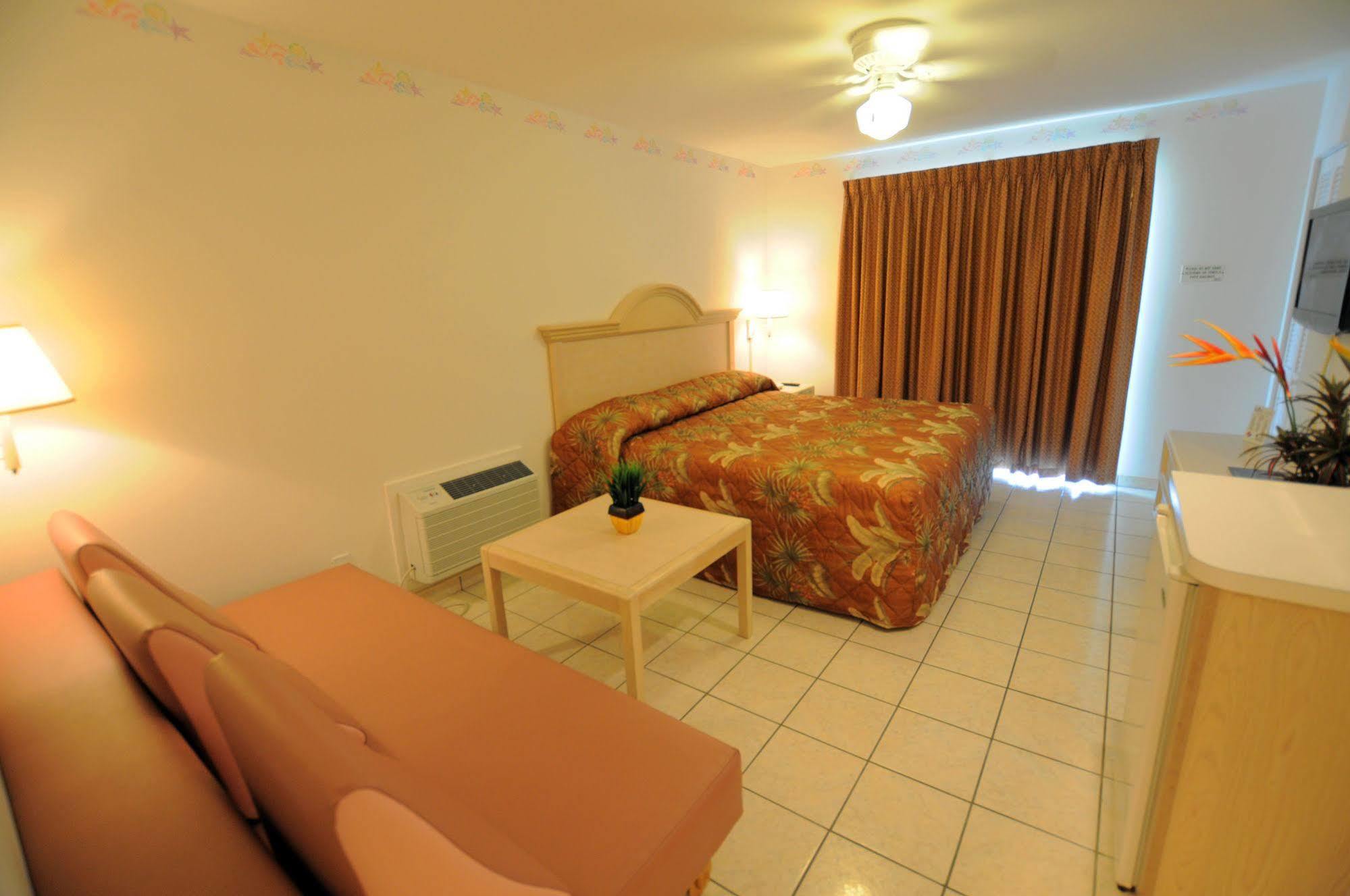 Riviera Resort & Suites Уайлдууд Екстериор снимка