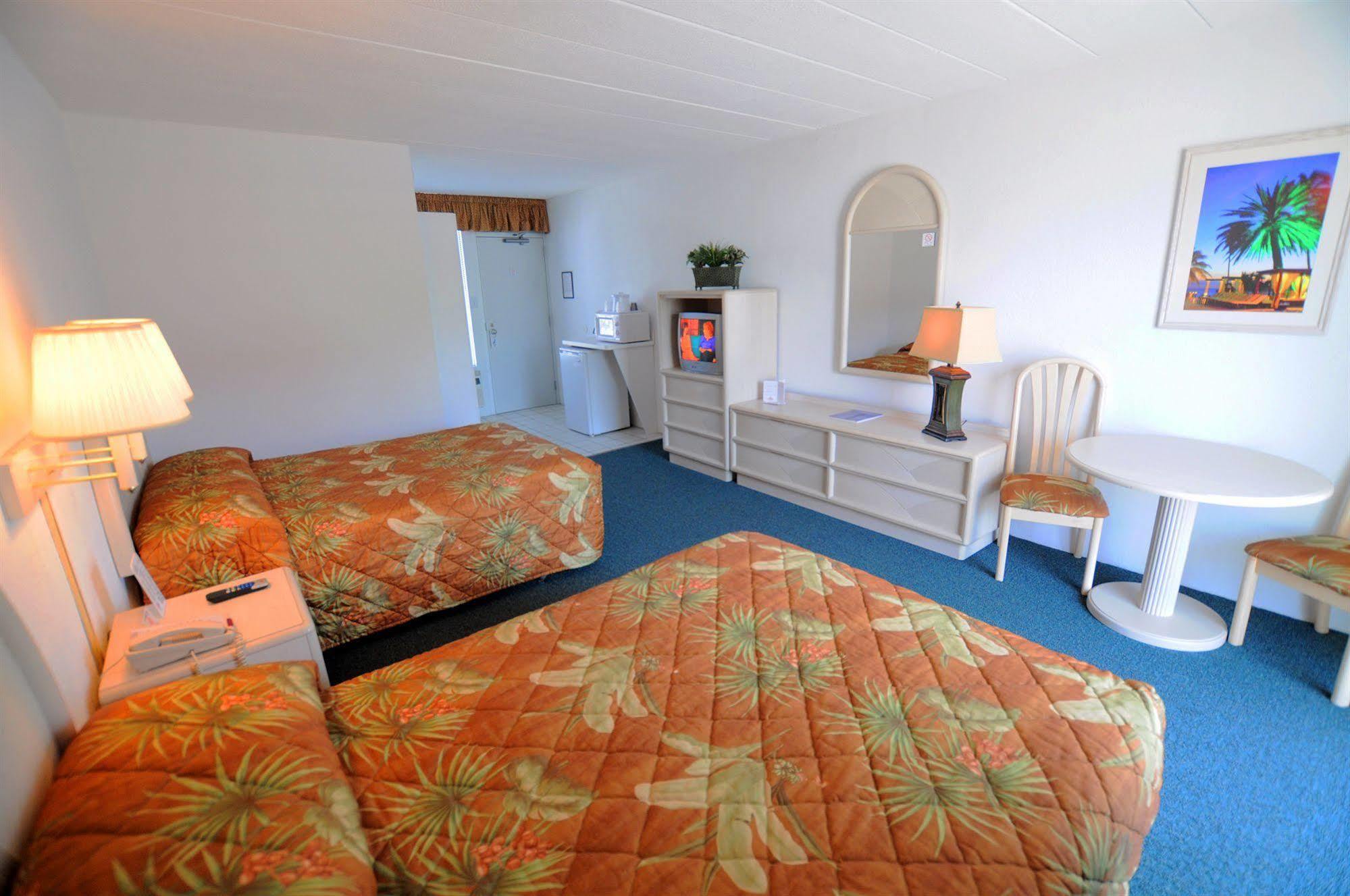 Riviera Resort & Suites Уайлдууд Екстериор снимка